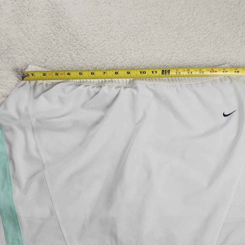 Nike White Skort with Mint Green Aqua Accents - Picture 4 of 10